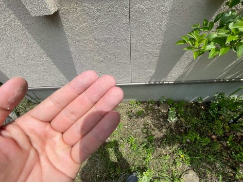 尾張旭市の住宅でチョーキングが発生している様子