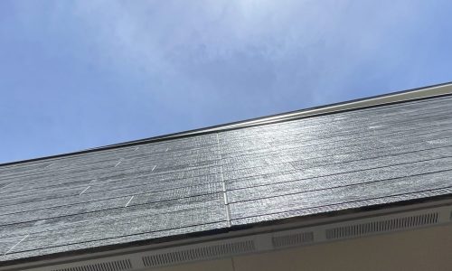 名古屋市の住宅で外壁のシーリングが劣化している様子