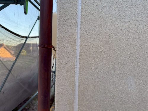 長久手市の住宅でシーリングの補修を行った様子