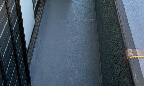 ベランダ 施工後 FRP防水