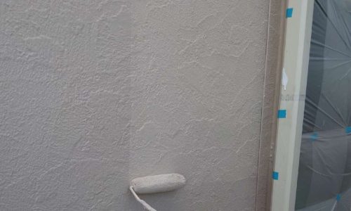 名古屋市　外壁塗装　上塗り２回目