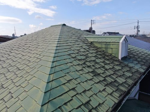 日進市　屋根　色褪せ　汚れ