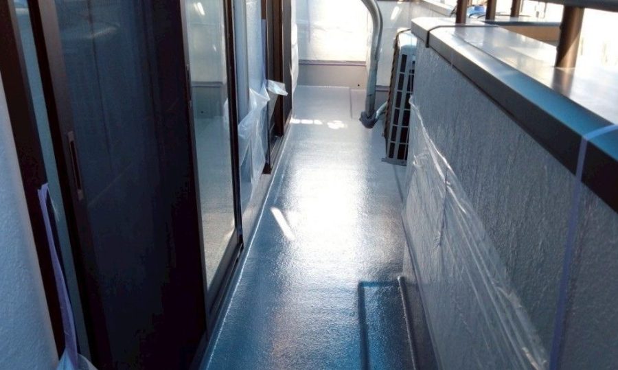 ベランダ防水　施工後　FRP