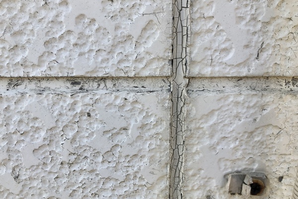 外壁コーキング補修が必要な劣化症状とは?