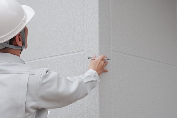 天気以外で外壁塗装の工期を左右する要因