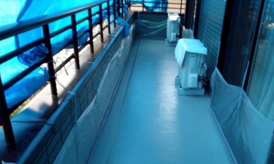 ベランダ防水　施工後　FRP