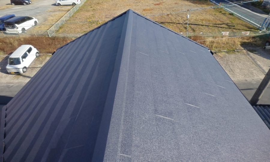 屋根カバー工法　施工後　ガルテクト