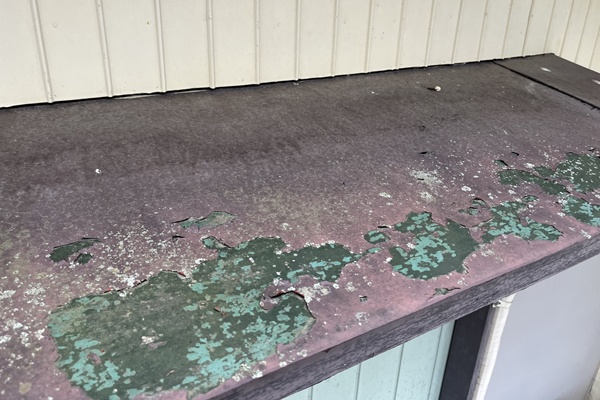 金属塗装が剥がれる主な原因