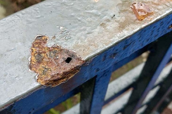 塗装の剥がれを補修せず放置するリスク