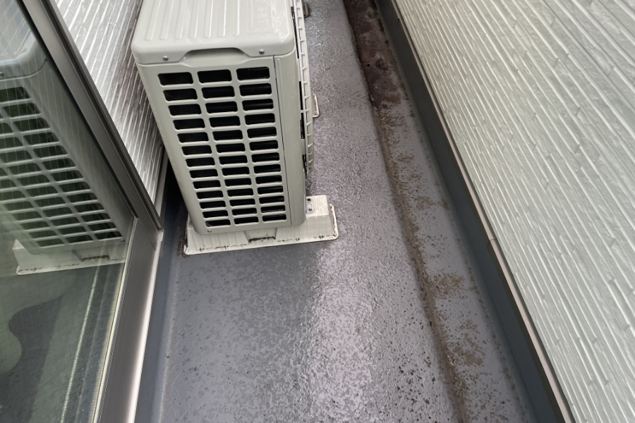 ベランダ防水　施工前　FRP