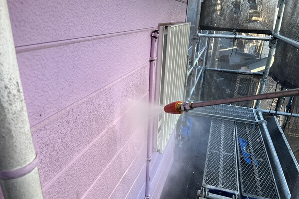 外壁塗装の高圧洗浄で「汚れ残り」の原因とは？