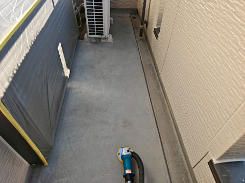 ベランダ防水 FRP ケレン