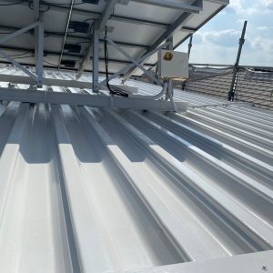 折半屋根塗装完了