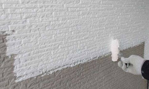 外壁塗装 下塗り 施工中