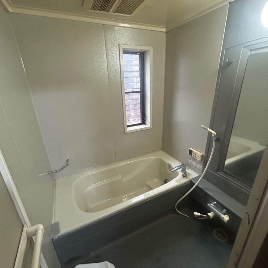 システムバス交換 施工前