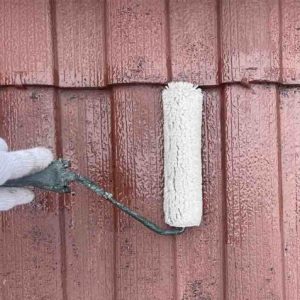 屋根塗装工事中