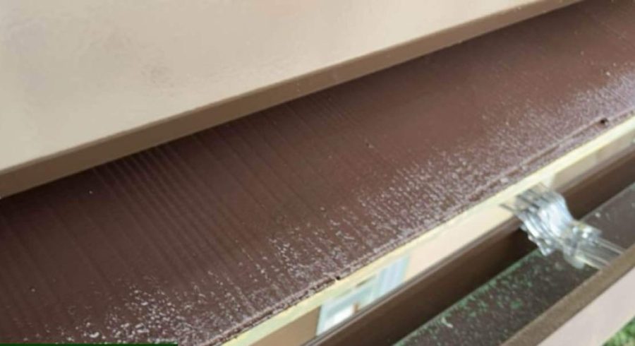 玄関上の屋根部分塗装 施工後