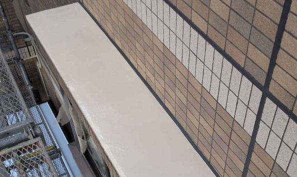 付帯塗装 出窓庇 施工後