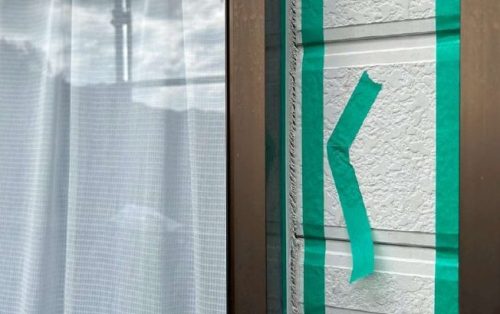 サッシ周りシール 施工前