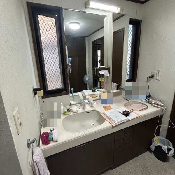 洗面化粧台交換 施工前