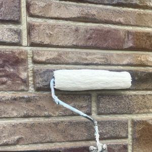 外壁クリヤー上塗り