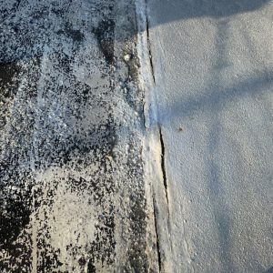 陸屋根　防水層劣化状況