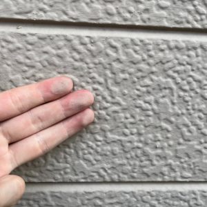 K様邸外壁チョーキング