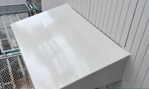 付帯塗装 勝手口庇 施工後