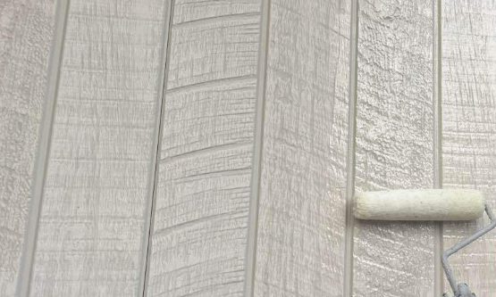 外壁塗装　アクセント部 下塗り 施工中