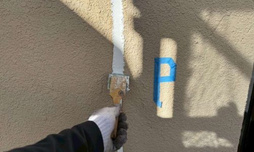 シーリング へら押え 施工中