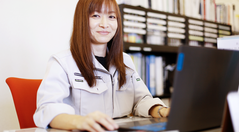 丁寧な訪問調査を行い、追加費用の発生しない<br />
確かなお見積もりをご用意します