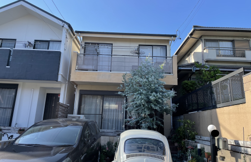 外壁塗装前サイディングボード吹き付けリシン仕上げ