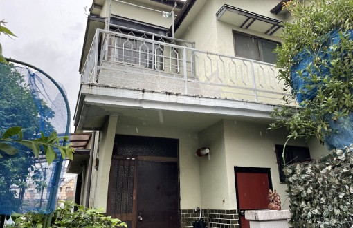 雨漏り修繕工事前