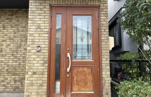 玄関ドアカバー工法施工前