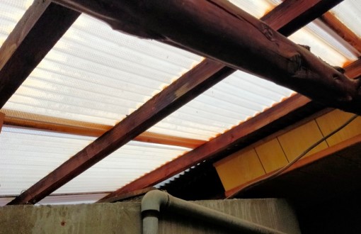 波板・波板フレーム交換工事前