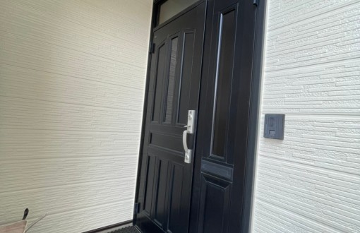 玄関ドア交換前