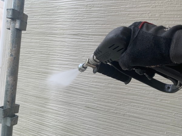 【尾張旭市】外壁塗装　高圧洗浄サムネイル