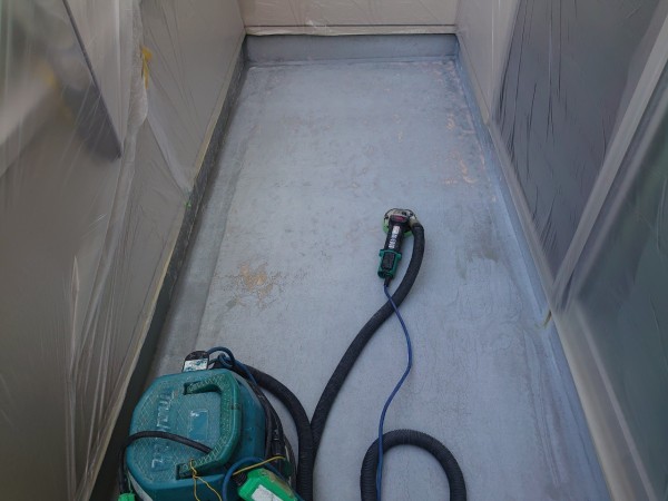 ベランダ防水の流れ　FRP防水編サムネイル