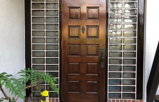 ［尾張旭市］玄関ドア塗装工事　Ｓ様邸サムネイル