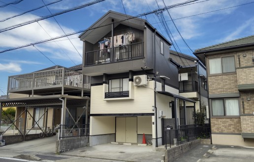 ［尾張旭市］外壁塗装・屋根カバー工法・ベランダ防水工事　K様邸サムネイル