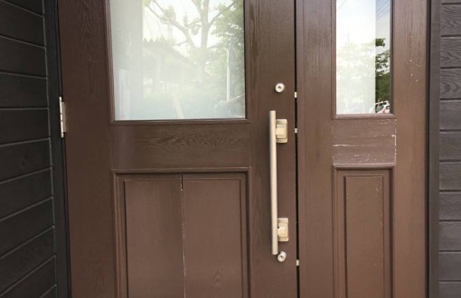 玄関ドア補修前