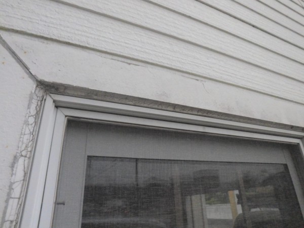 窓回りのシーリングについてサムネイル