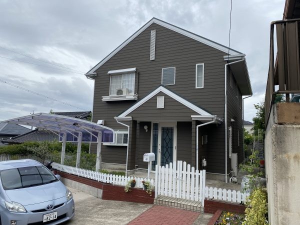 外壁の色の選び方を事例から紹介！色の選び方のポイントや失敗しない方法も解説サムネイル