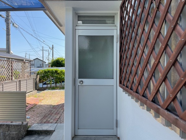 【瀬戸市】勝手口のカバー工法KY様邸サムネイル