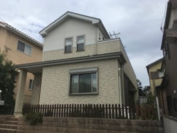 こんなに綺麗に見えるお宅なのに…【外壁・屋根】サムネイル