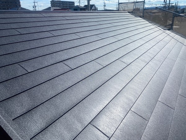 屋根カバー工法はどれぐらいの費用が掛かるのか解説！サムネイル