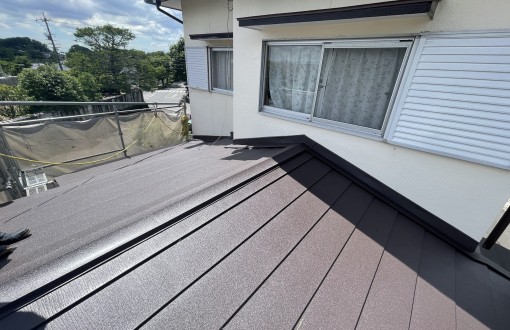 屋根カバー工法施工後スーパーガルテクト