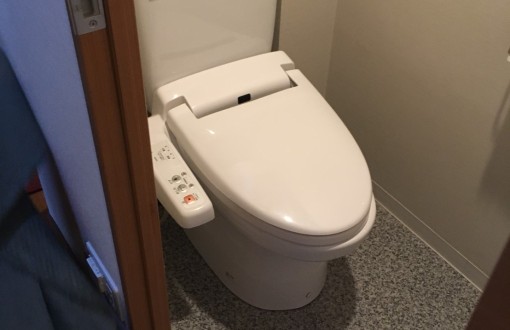トイレリフォーム施工前