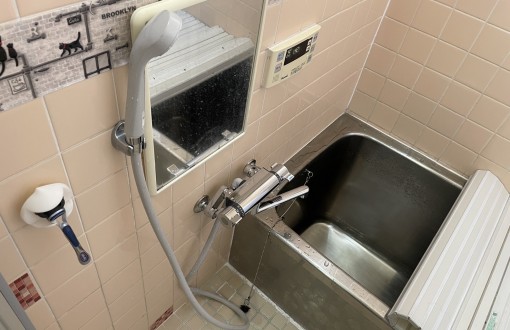 f9cb64a94c68e353a153f340c815e084