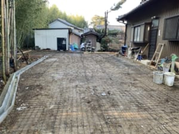 コンクリート土間打ちサムネイル